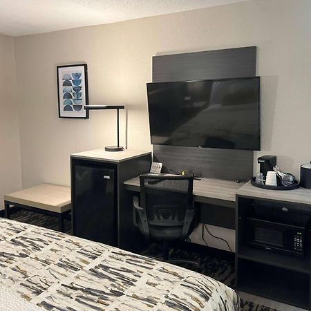 Hotel Wingate By Wyndham Dayton North Esterno foto